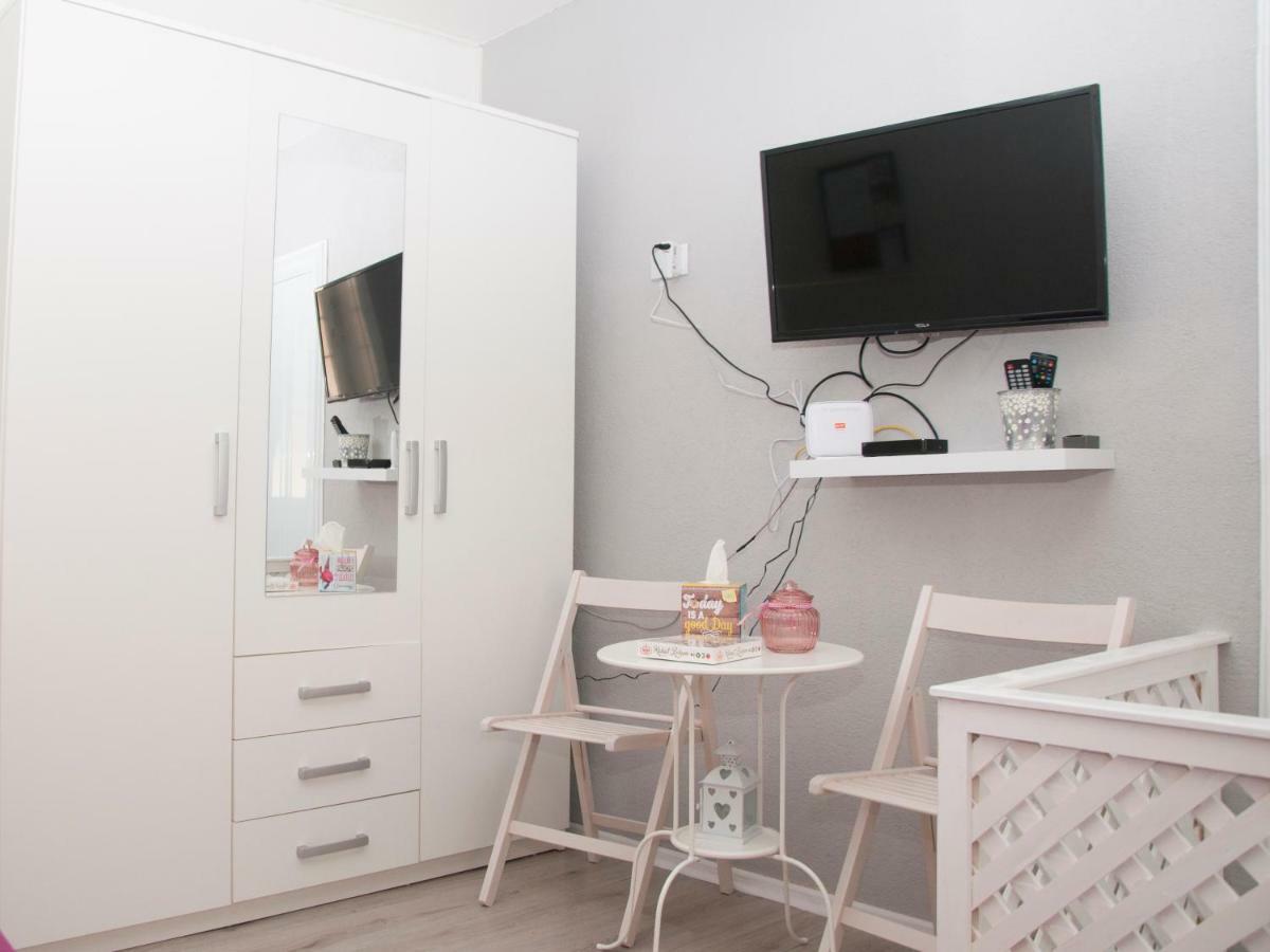 Bistrik Rose Apartment Sarajevo Luaran gambar